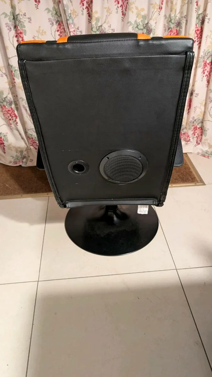 XRocker gaming chair - Image 4