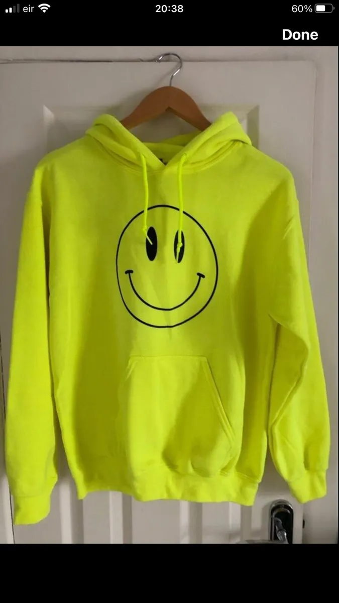 Ladies hoodies size S €8 - Image 1