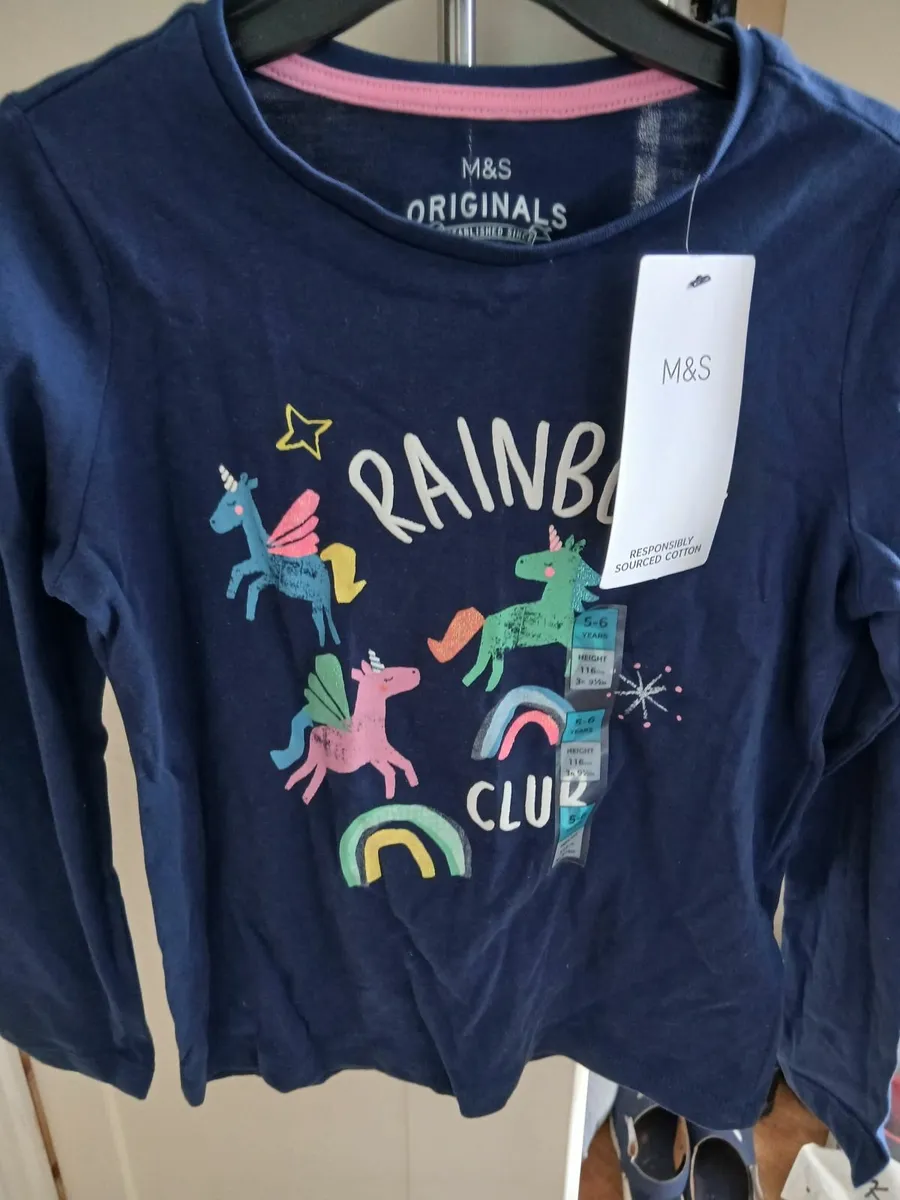 Very Large Bundle of Girls Clothes - Image 2