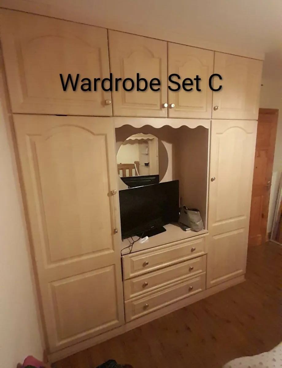 Wardrobes (for sale due to demolition) - Image 3