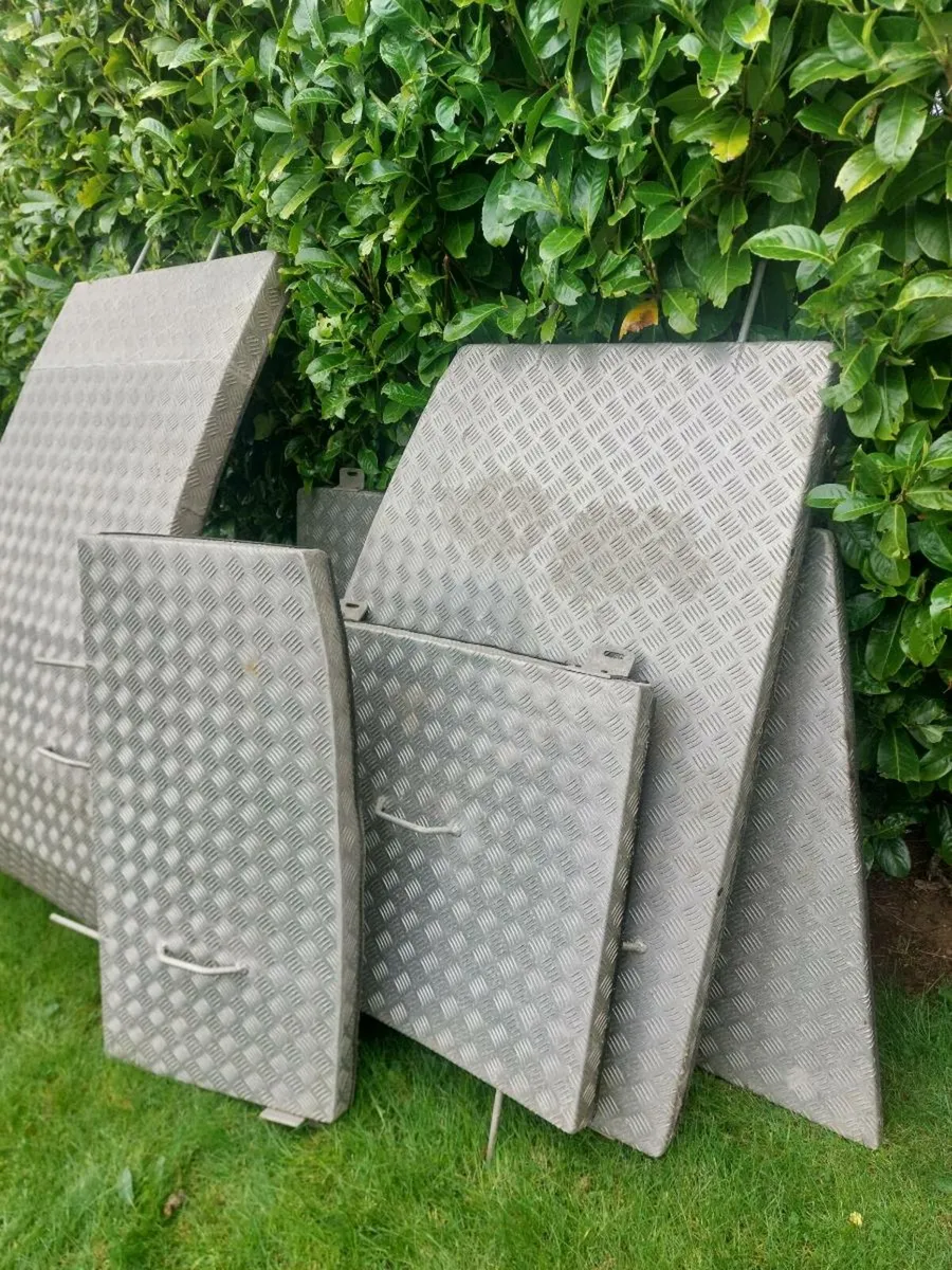 Digger window guards - Image 1