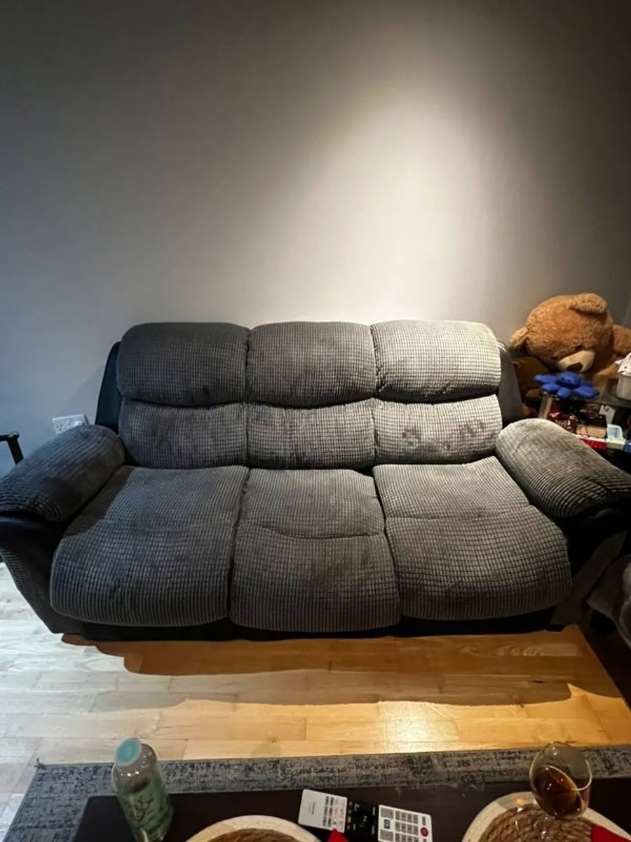 Couch Set - Image 1