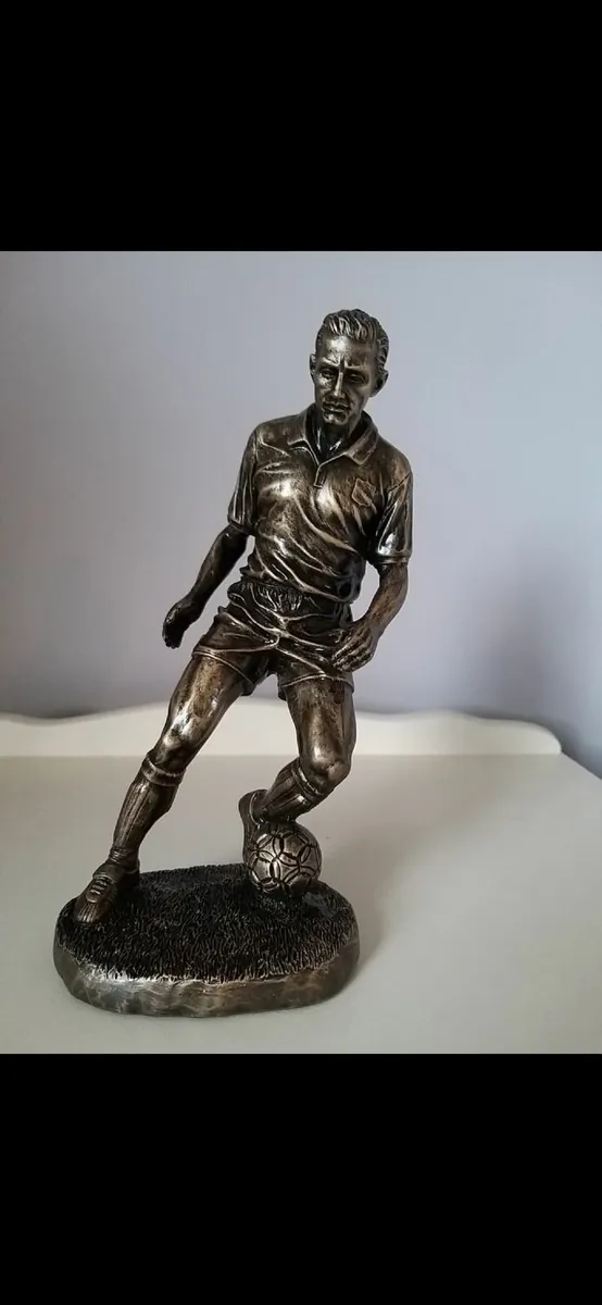 Large Football Figure NEW - Image 1