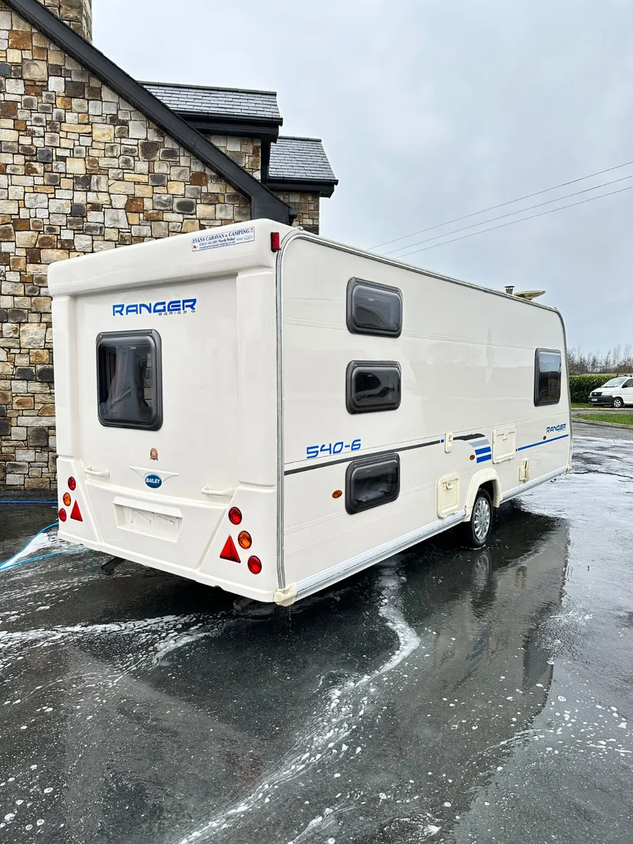 ✨BAILEY RANGER TRIPPLE BUNK BED 6 BERTH✨ - Image 2