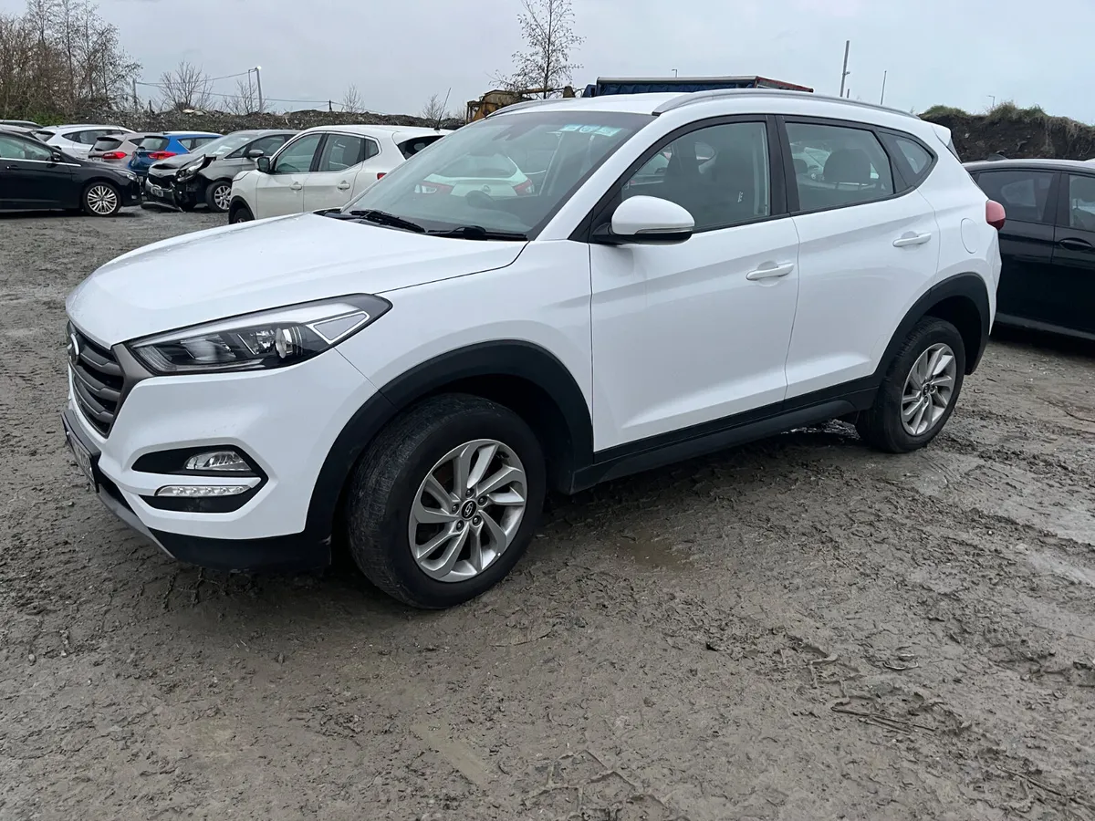 16 Hyundai Tucson 1.7 diesel - Image 3