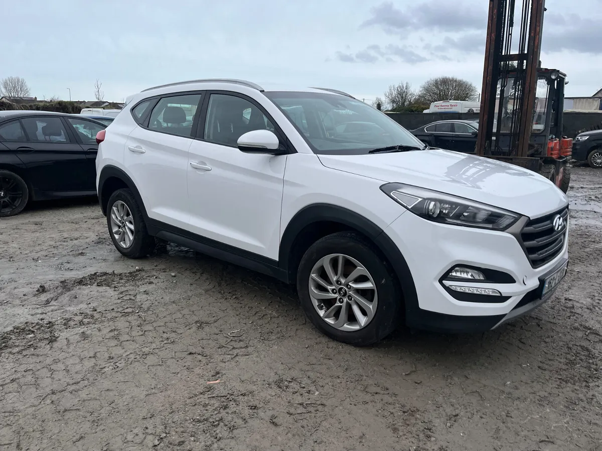 16 Hyundai Tucson 1.7 diesel - Image 2