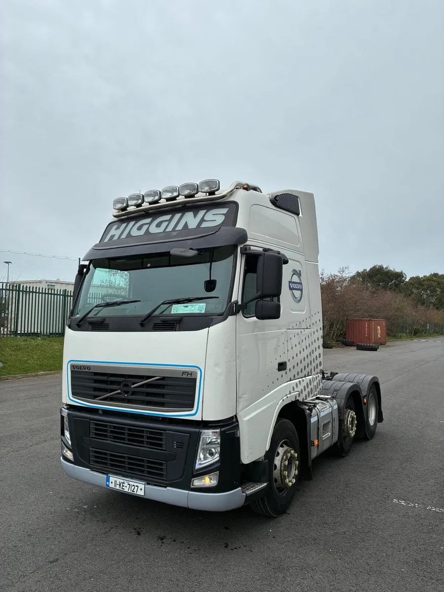 2011 Volvo FH460 6x2 XL Globetrotter - Image 1