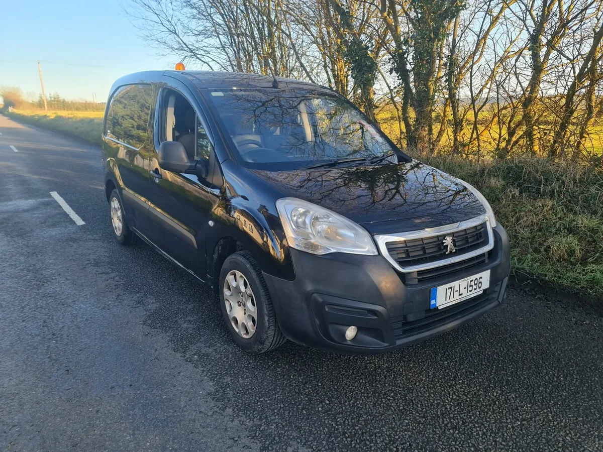2017 peugeot partner 3 seats 1 owner new test12/26 - Image 1