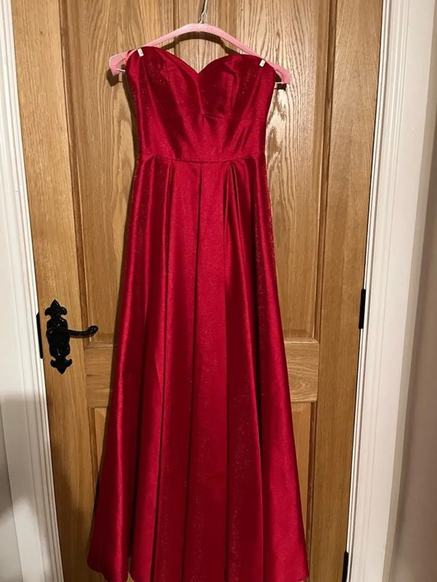 red debs dress - Image 3