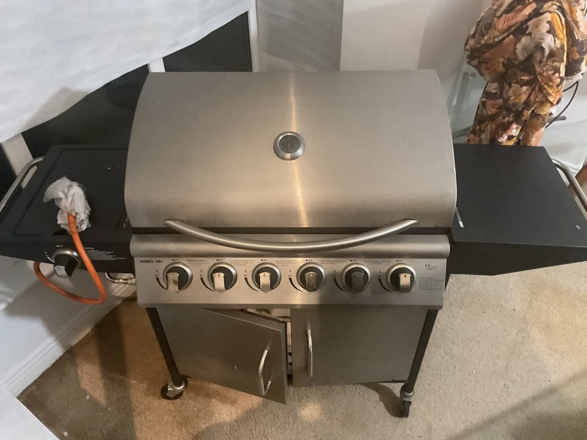 BBQ machine price negotiable - Image 1