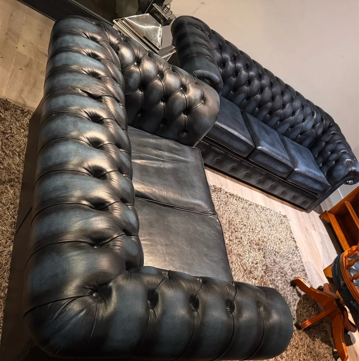 Chesterfield 3+2 seater suite - Image 1