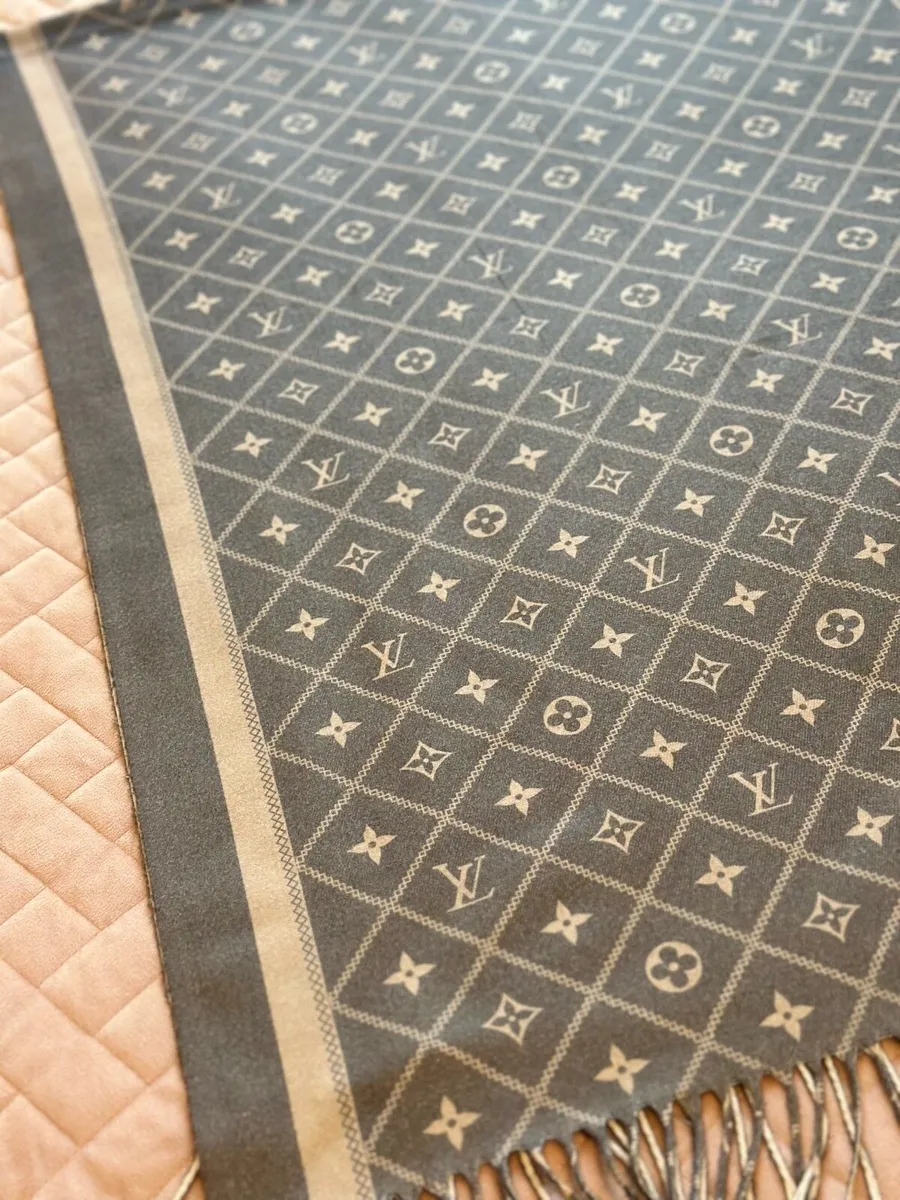 Scarf LV - Image 2
