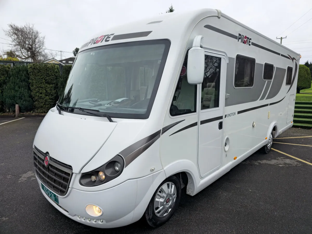 2015 PILOTE G740 EMOTION ISLAND BED 3.0D 160BHP👀 - Image 2