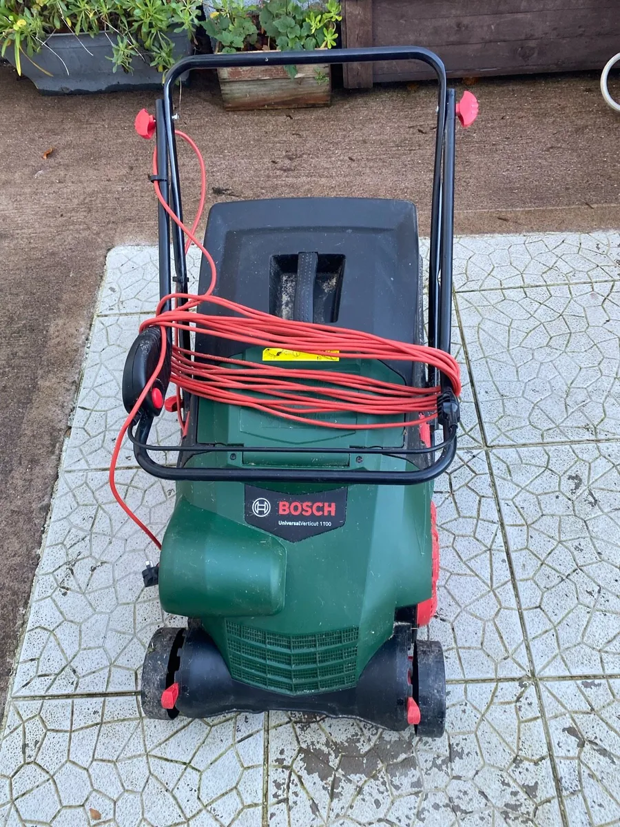 Bosch Universal Verticut 1100 scarifier used - Image 3