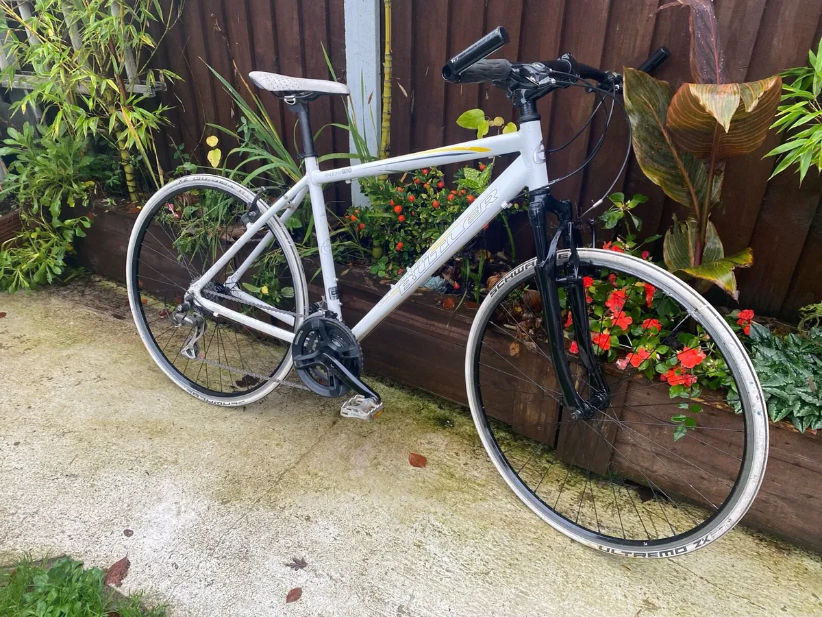 Claud butler explorer 200 700x25c wheels 21 - Image 3