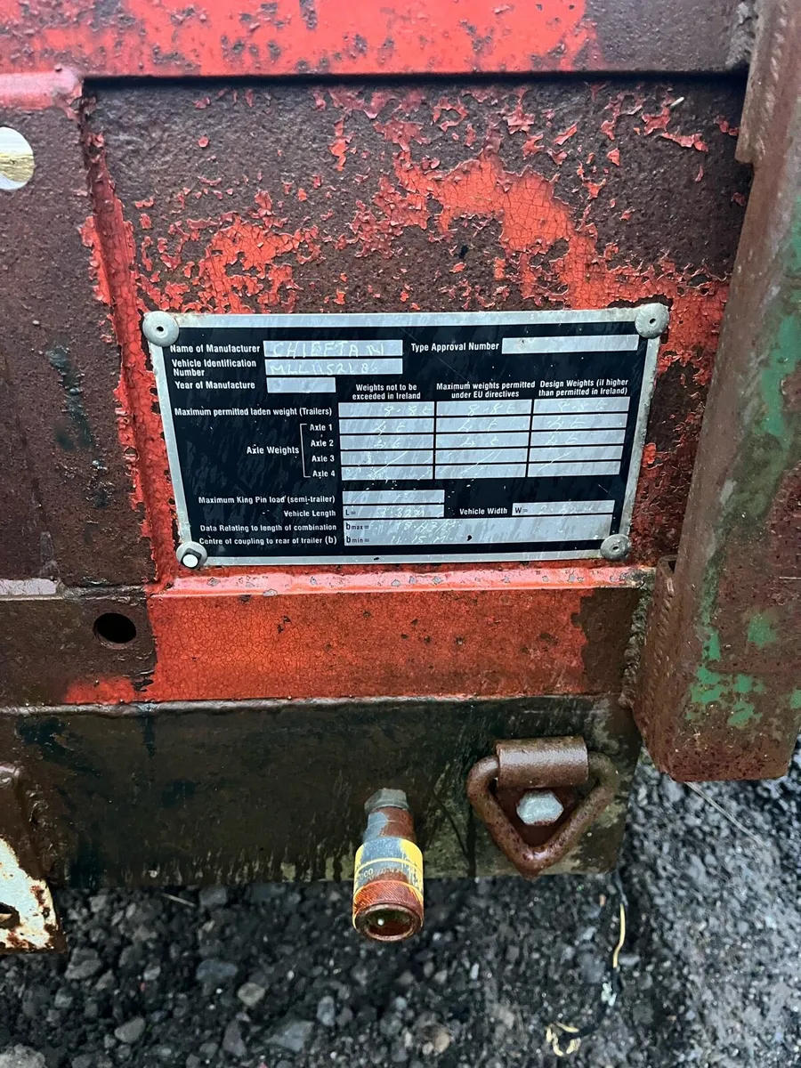 Chieften flat bed commercial trailer - Image 4