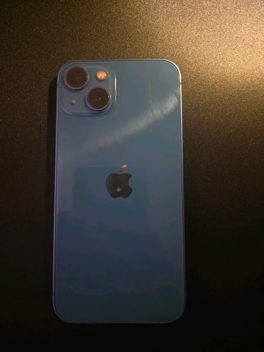 Iphone 13 128 (Read description) - Image 2