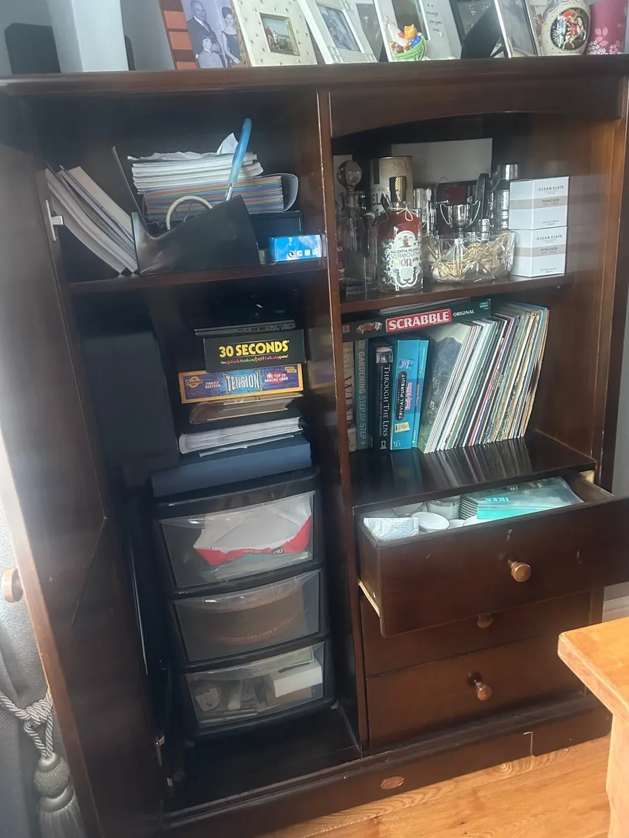 Storage furniture (originally Childs wardrobe) - Image 2