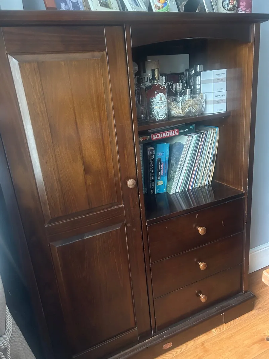Storage furniture (originally Childs wardrobe) - Image 4