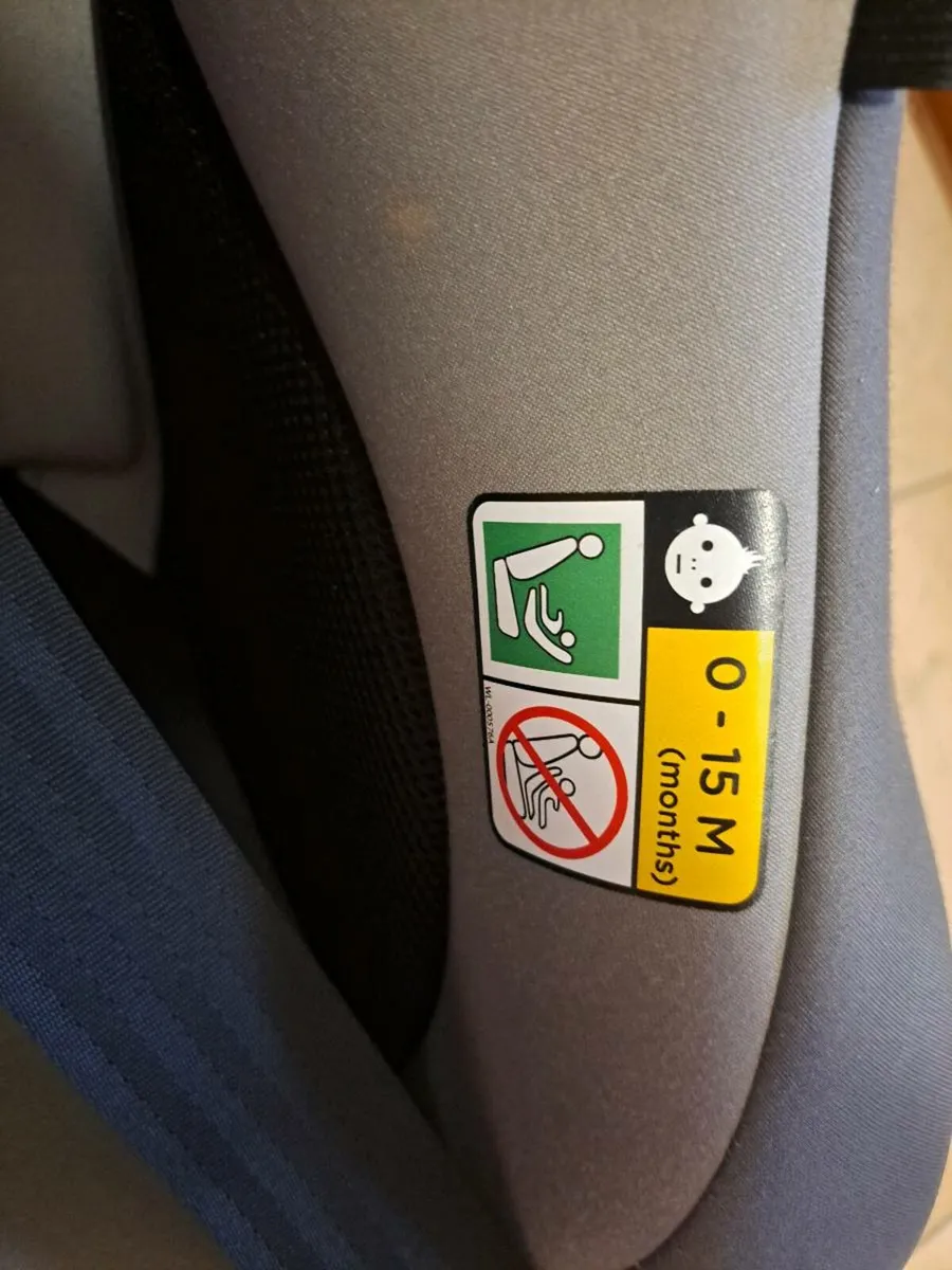 Child car seat - Image 4