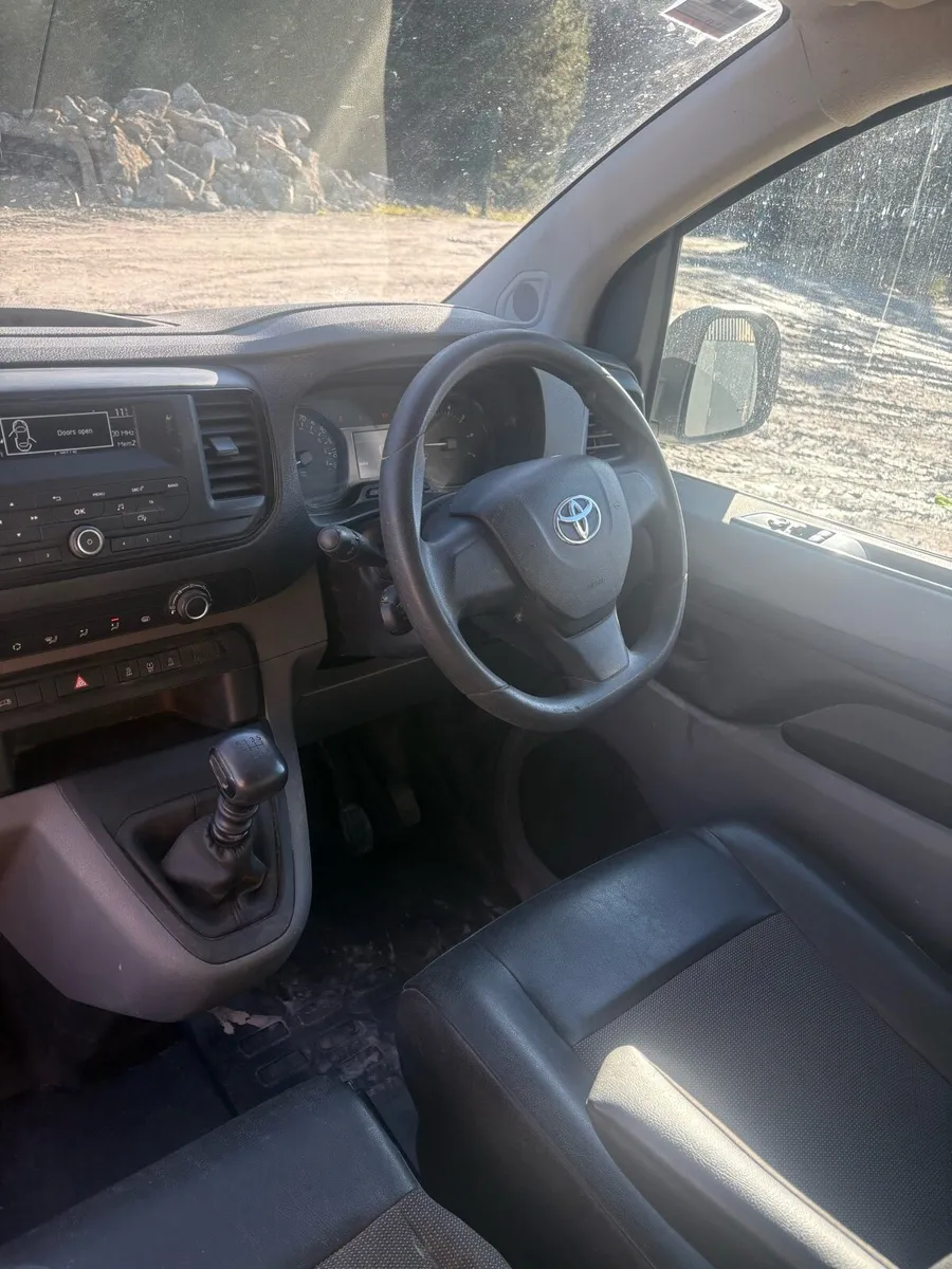 Toyota Proace lwb - Image 4