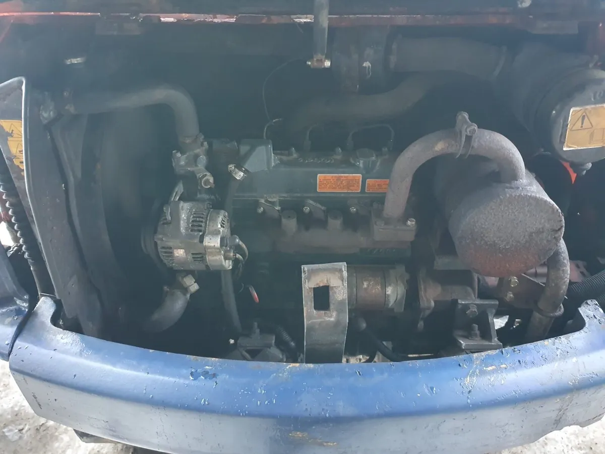 Kubota KX91-2 Mini Digger - Image 4