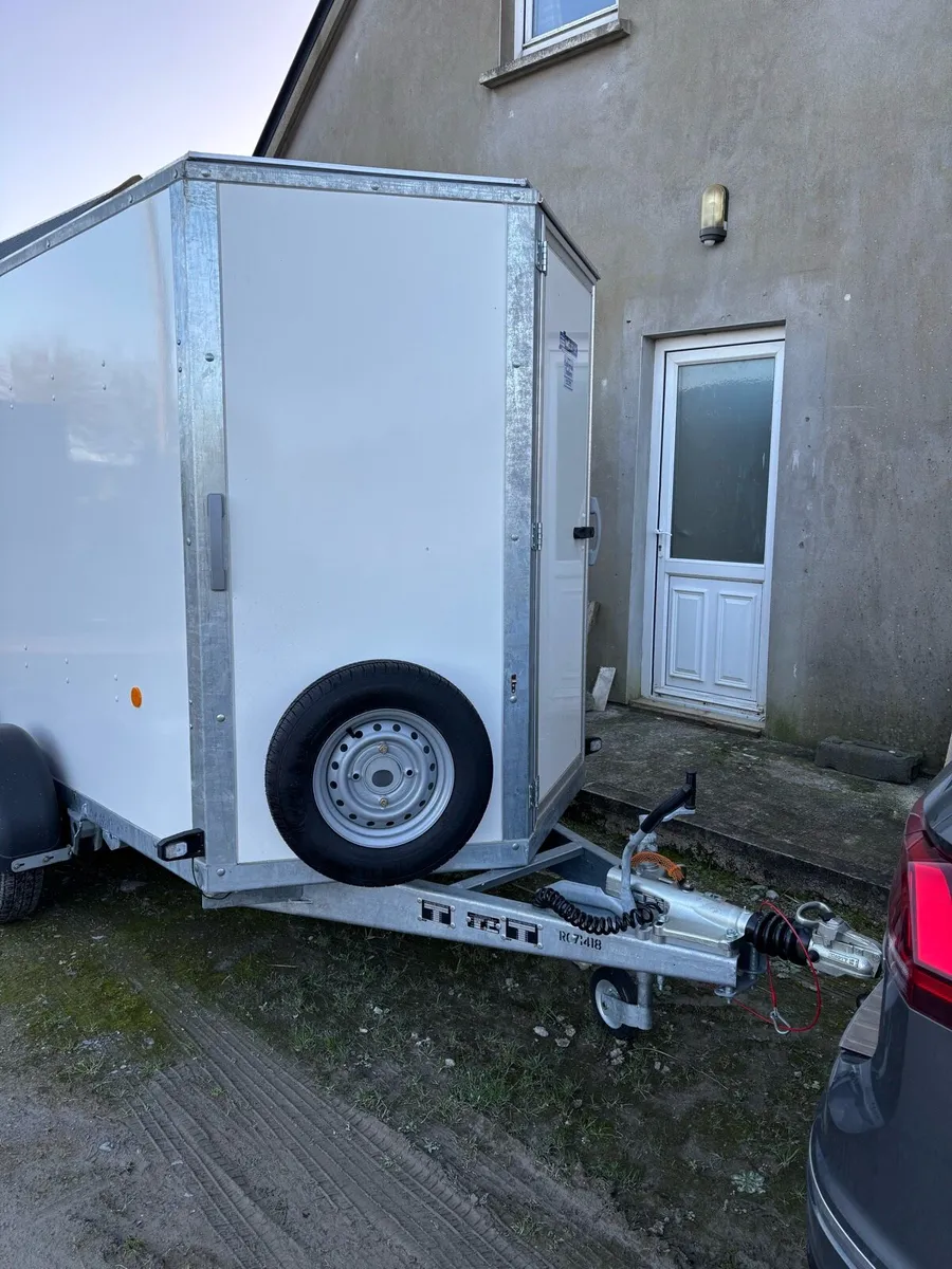 2025 Ifor Williams bv105 box trailer - Image 3