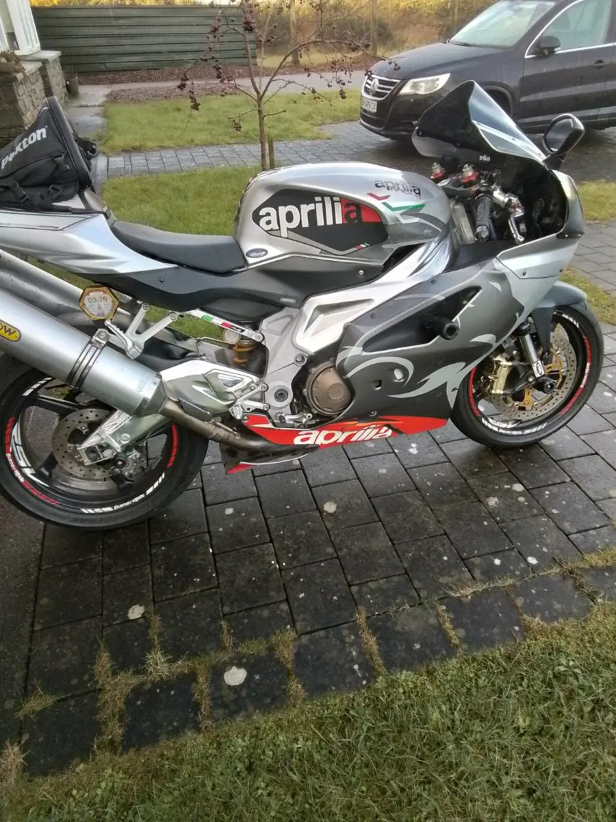 Aprilia 1000cc 2005 - Image 4