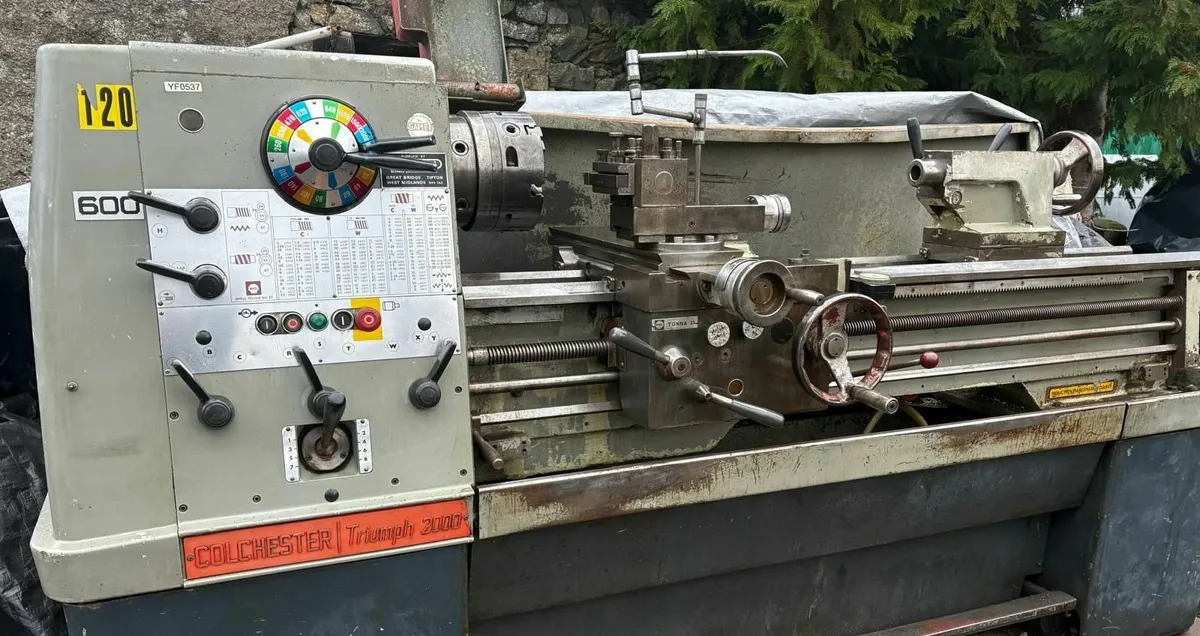 Colchester Triumph Lathe - Image 1