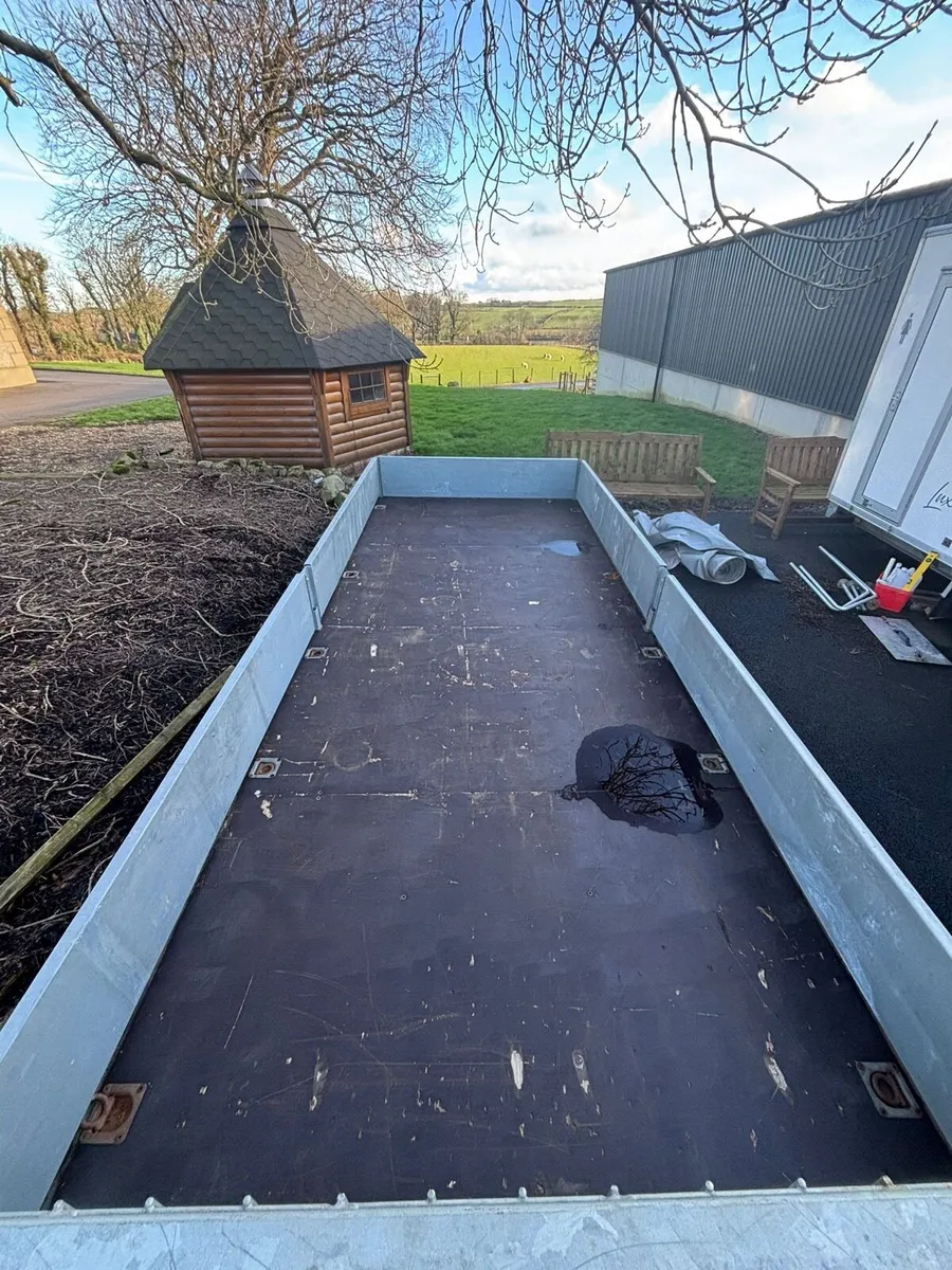 Ifor Williams 16ft Flatbed Trailer - Image 3