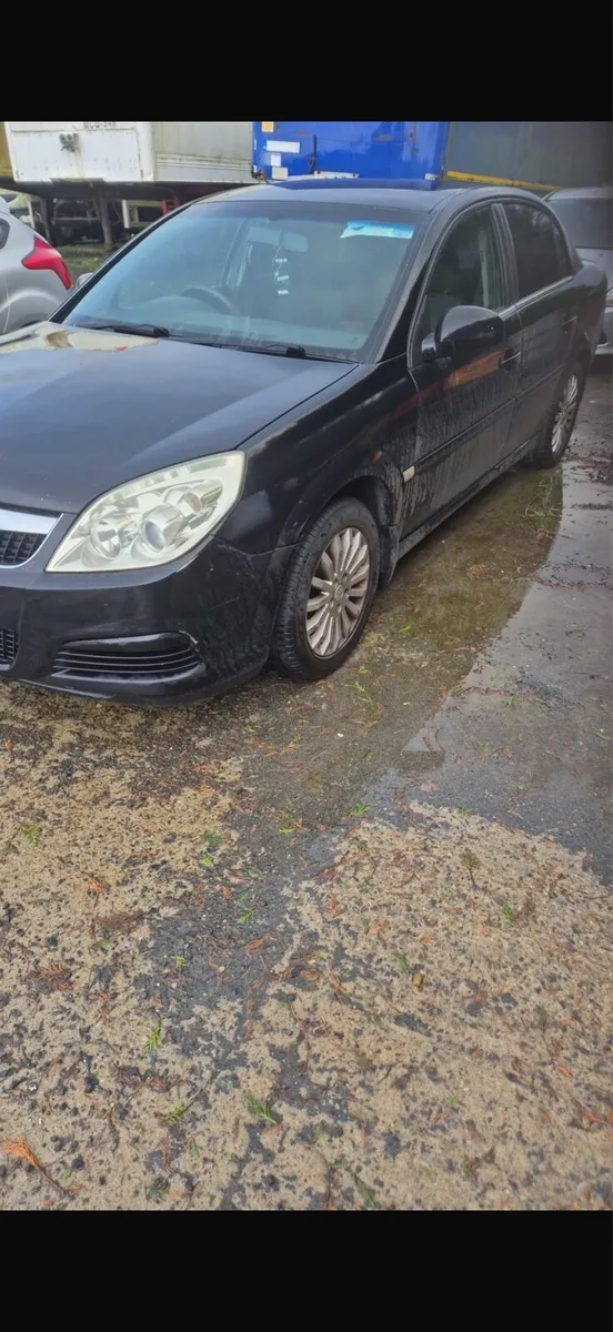Opel Vectra 2006 petrol - Image 1