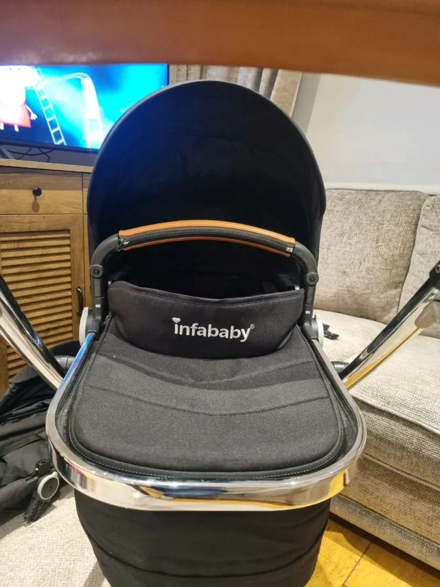Infababy 3 in 1 Travel System with Isofix - Image 4