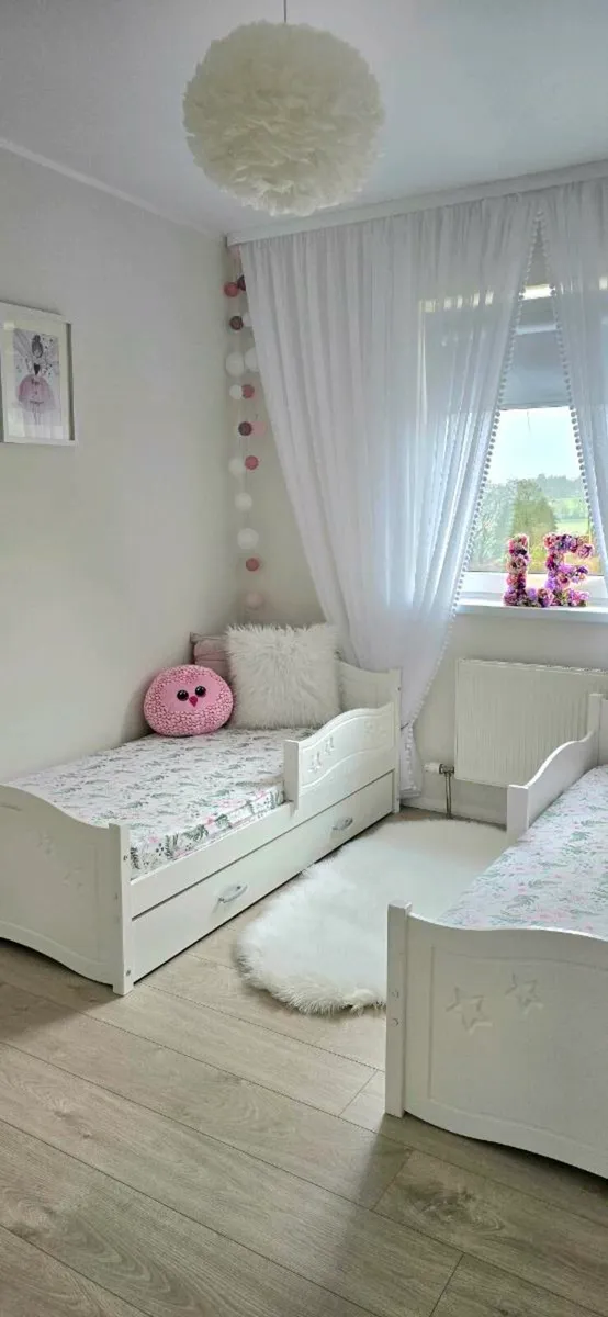 Children's bed mattress included. 1 bed available - Image 1