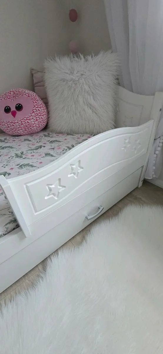 Children's bed mattress included. 1 bed available - Image 2