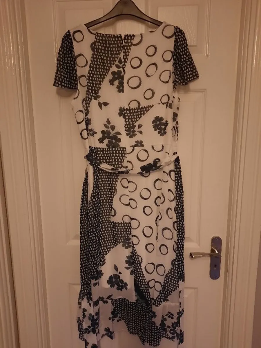 DKNY Black and White Dress - Image 3