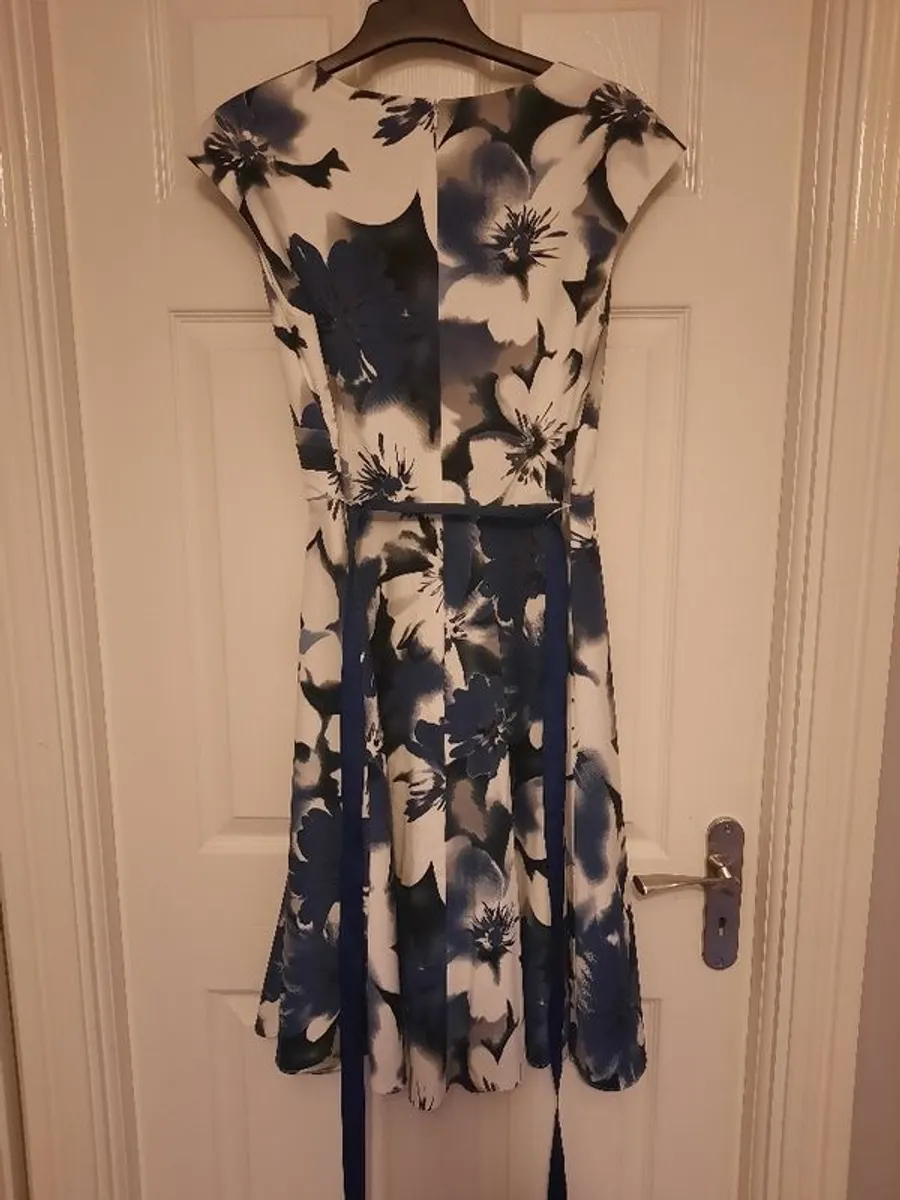 Ariella Navy and White Dress - Image 3