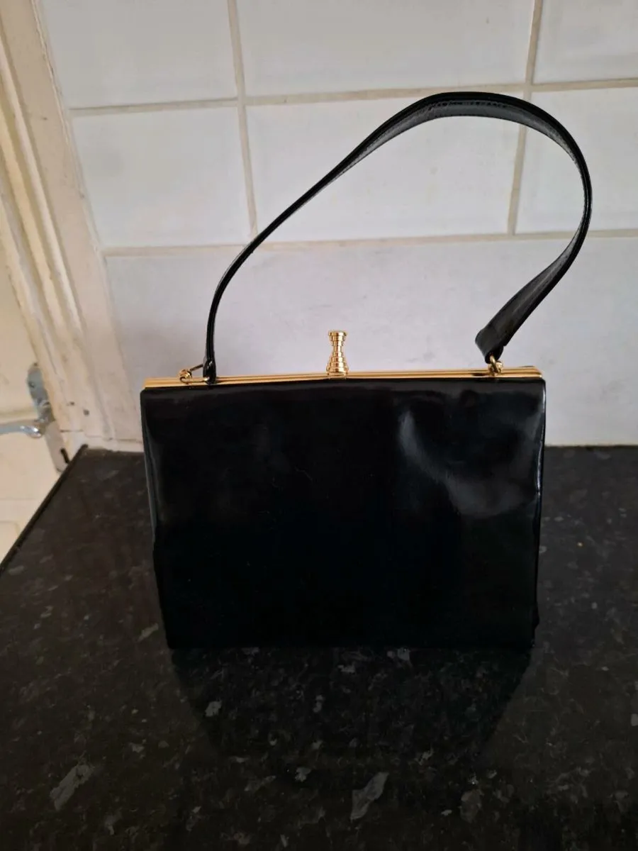 Genuine vintage Clarks patent leather handbag - Image 2