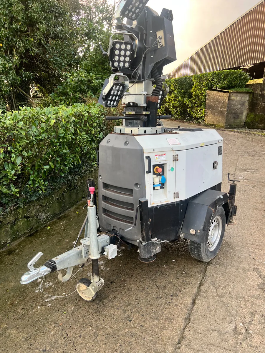 Trime LED lighting tower - Image 1