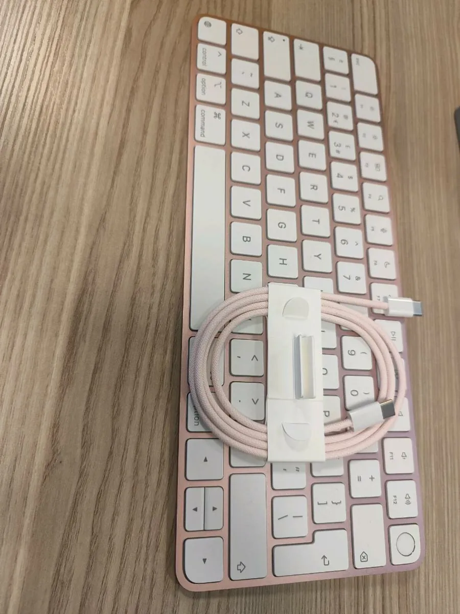 Apple magic keyboard