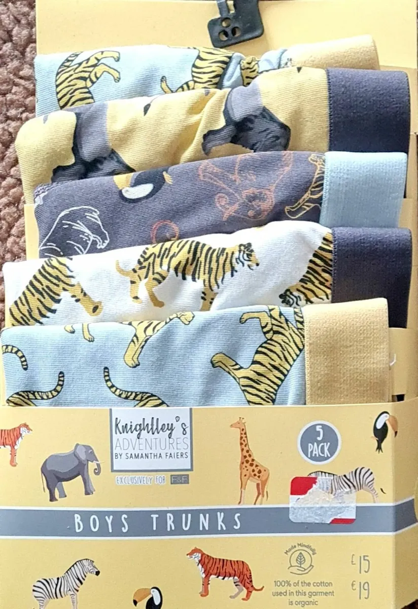 Boys clothes new - Image 2