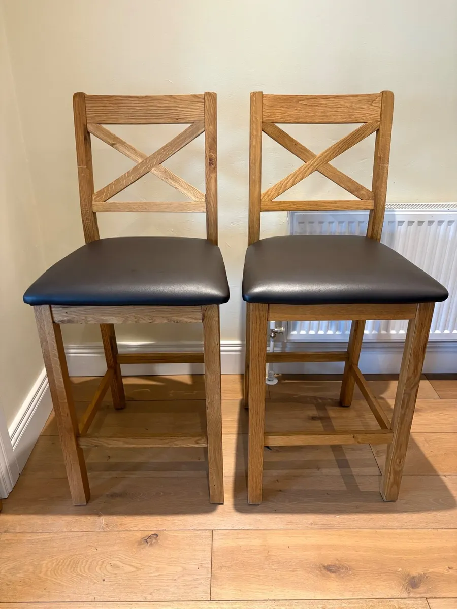 Salisbury Bar Stool Brown Seat X 2 - Image 4