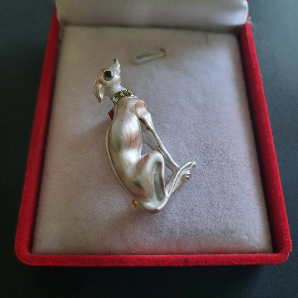 Greyhound shaped Brooch Badge Dog Pin Animal Lover - Image 4