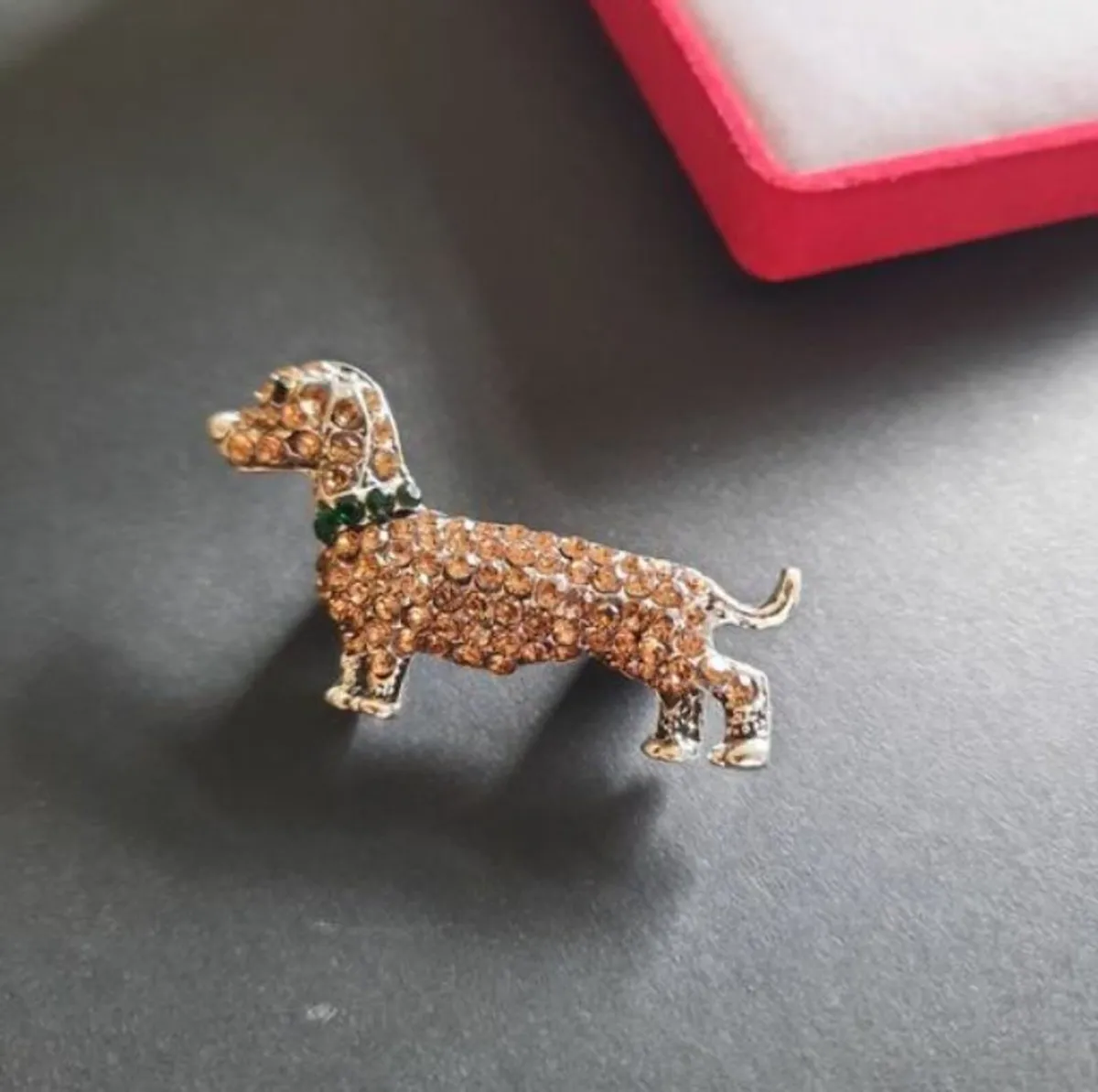 Small Rhinestone Dachshund Brooch Badge - Image 4