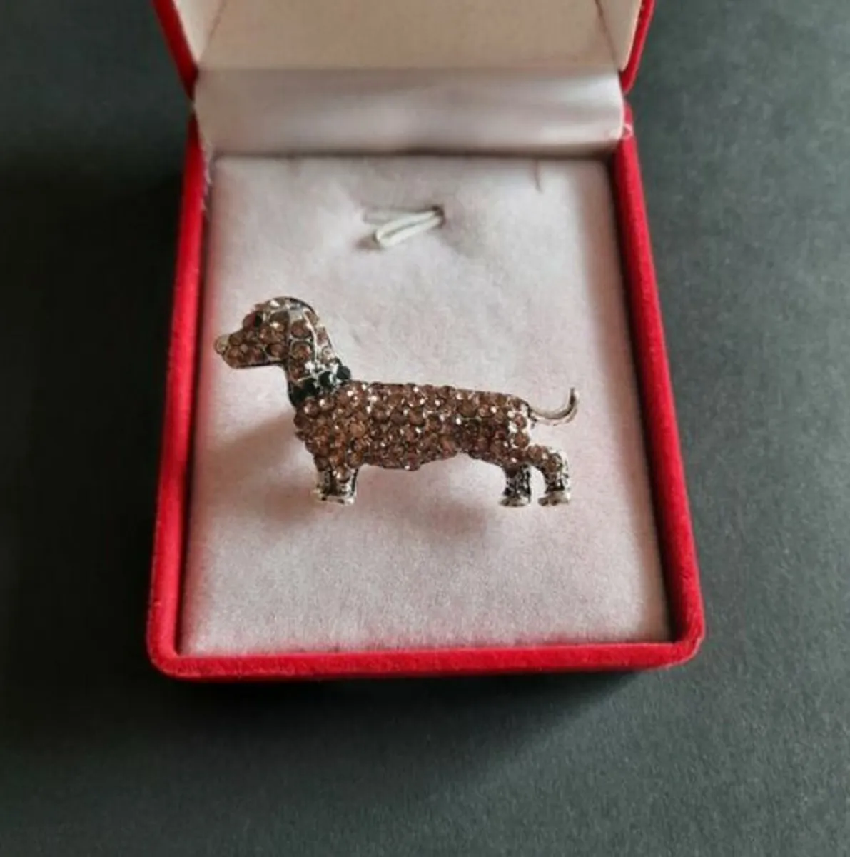 Small Rhinestone Dachshund Brooch Badge - Image 1