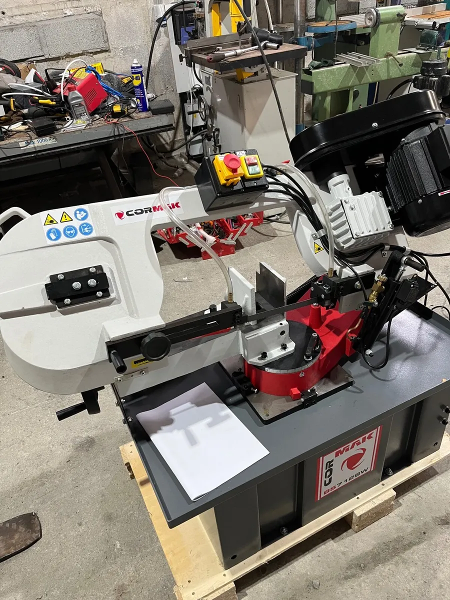 Metal Bandsaw - Image 1