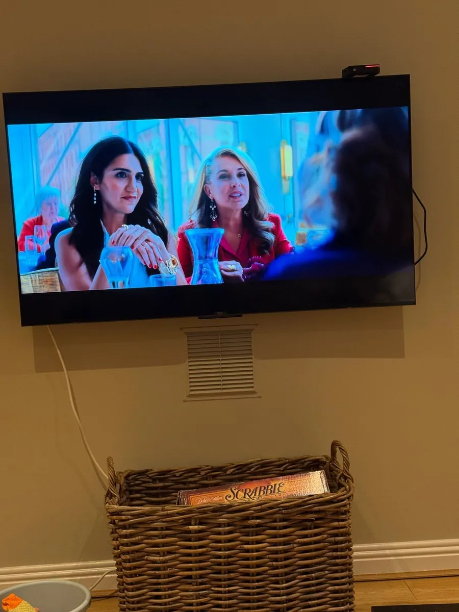 New TCL 55” QLED TV Wall Mount Inluded - Image 3