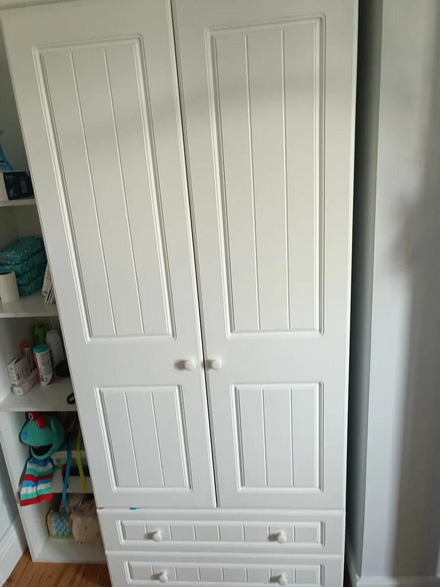 Wardrobe - Image 2