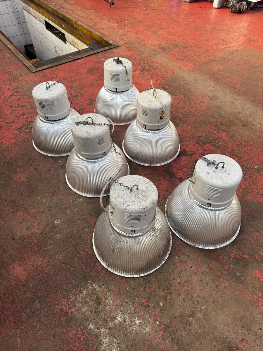 6x 400w workshop lights - Image 1