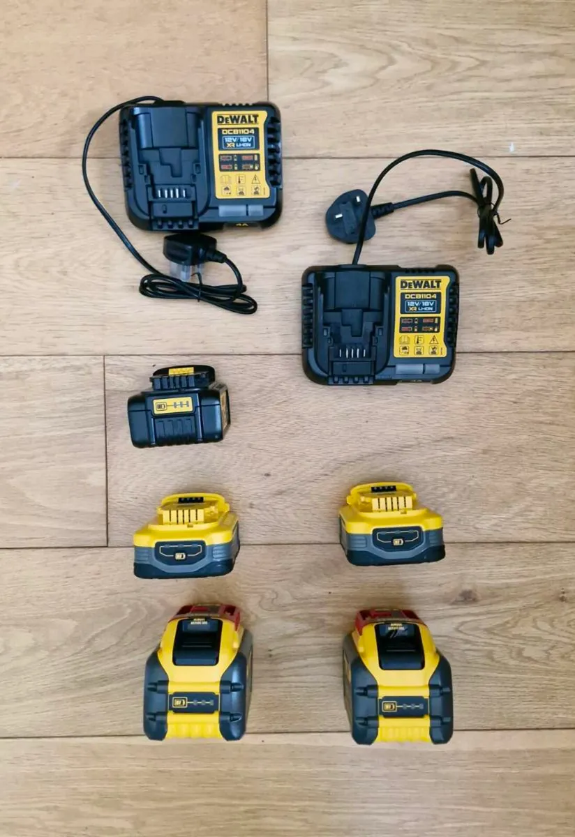 Dewalt batteries and charger - Image 3