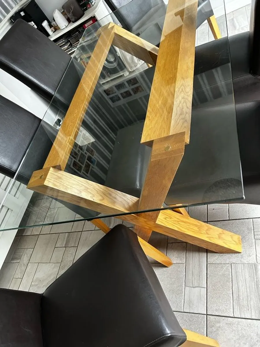 Dining table and six chairs - Image 3